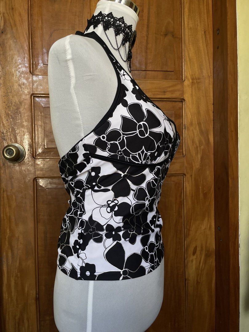 Black and White Floral Halter Bikini Top (Category: Bikinis & Swimsuits) located in Dauis. Submitted by demiethrifts (Listing ID 1445543578, Image 2). Description: ⤷ black & white halter style tankini ⋆⟢ medium 𑣲⋆ mine - 150 𑣲⋆ steal - 180 𑣲⋆ grab - 210.