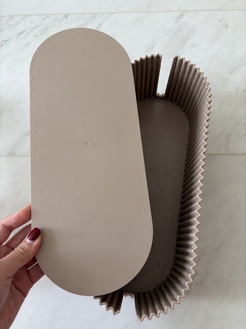 Cable Storage Container with Lid489906315146700801