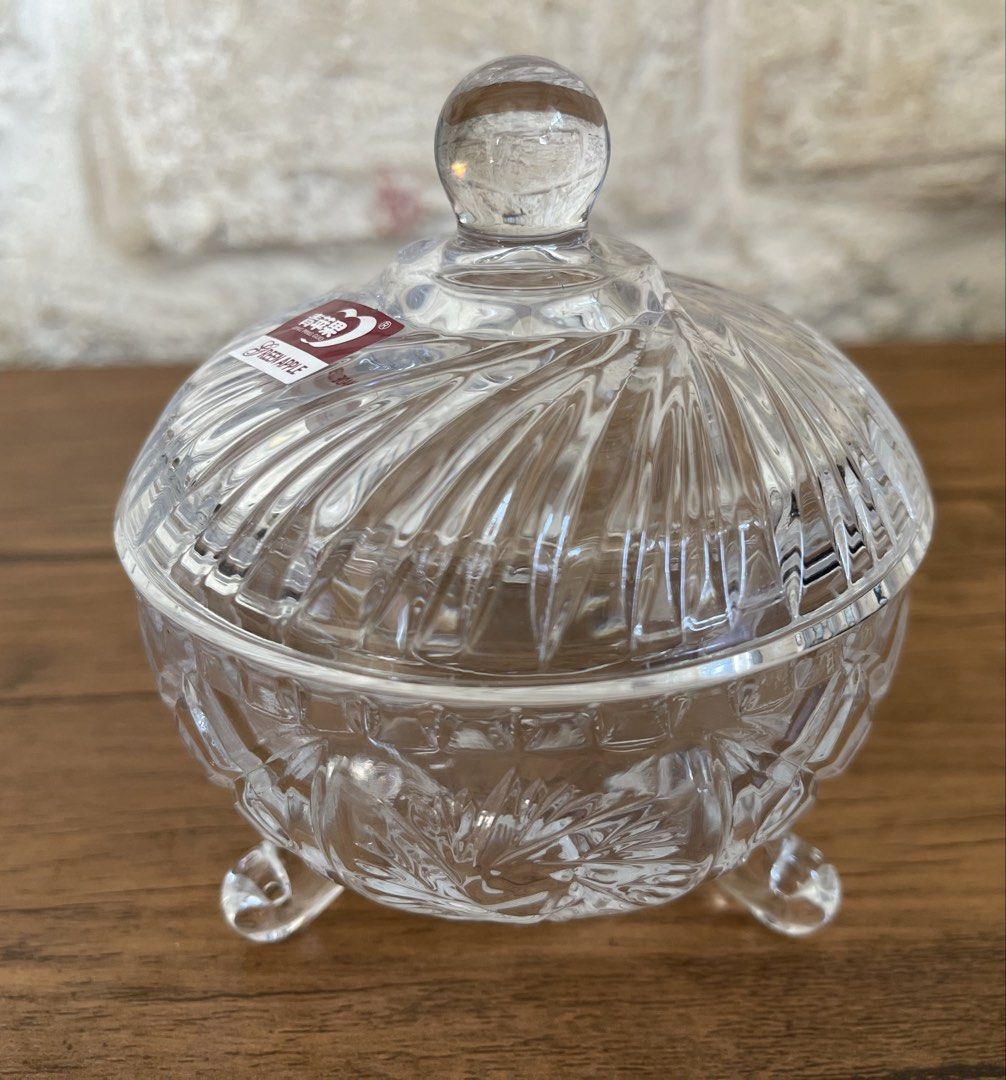 Candy Jar (Category: Other Kitchenware & Tableware) located in San Fernando. Submitted by japansurpluselyu (Listing ID 1445542880, Image 2). Description: .