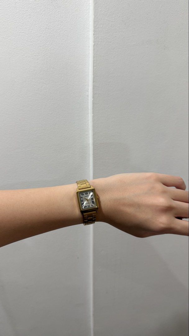 Casio Analog Watch LTP-V007G-9B Gold Tone (Category: Women's Watches) located in Mandaluyong City. Submitted by thrift.ri (Listing ID 1445567259, Image 3). Description: ‼️ READ THE DESCRIPTION CAREFULLY ‼️ DONT CHAT ASKING WHATS ALREADY ON THE DESCRIPTION ‼️ NO RESERVED/SOLD = AVAILABLE ‼️ALL ITEMS ARE FIXED PRICE ‼️HAGGLERS = BLOCKED ‼️BUYER BOOKS & SHOULDERS THE DELIVERY ‼️PAYMENT FIRST (BPI ONLY) ‼️NO SWAPS/ SH0PEE CHECKOUT FIXED PRICE -Origin