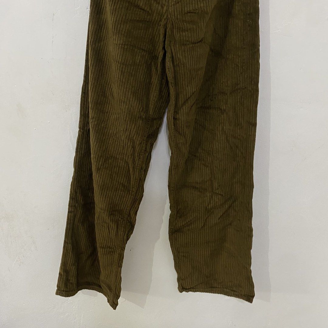 Celine Corduroy Wide Leg Pants (Category: Other Bottoms) located in Las Pinas. Submitted by declutter_thing69 (Listing ID 1445511246, Image 3). Description: Celine - Corduroy - Wide Leg Pants Size : 26 FLAT MEASUREMENTS Waist : 26 inches Length : 42 inches Inseam : 30 inches Crotch : 11 inches Leg Opening : 9 inches 9/10 CONDITION NOTE : Missing main tag. Green Celine Puller Made in Italy.