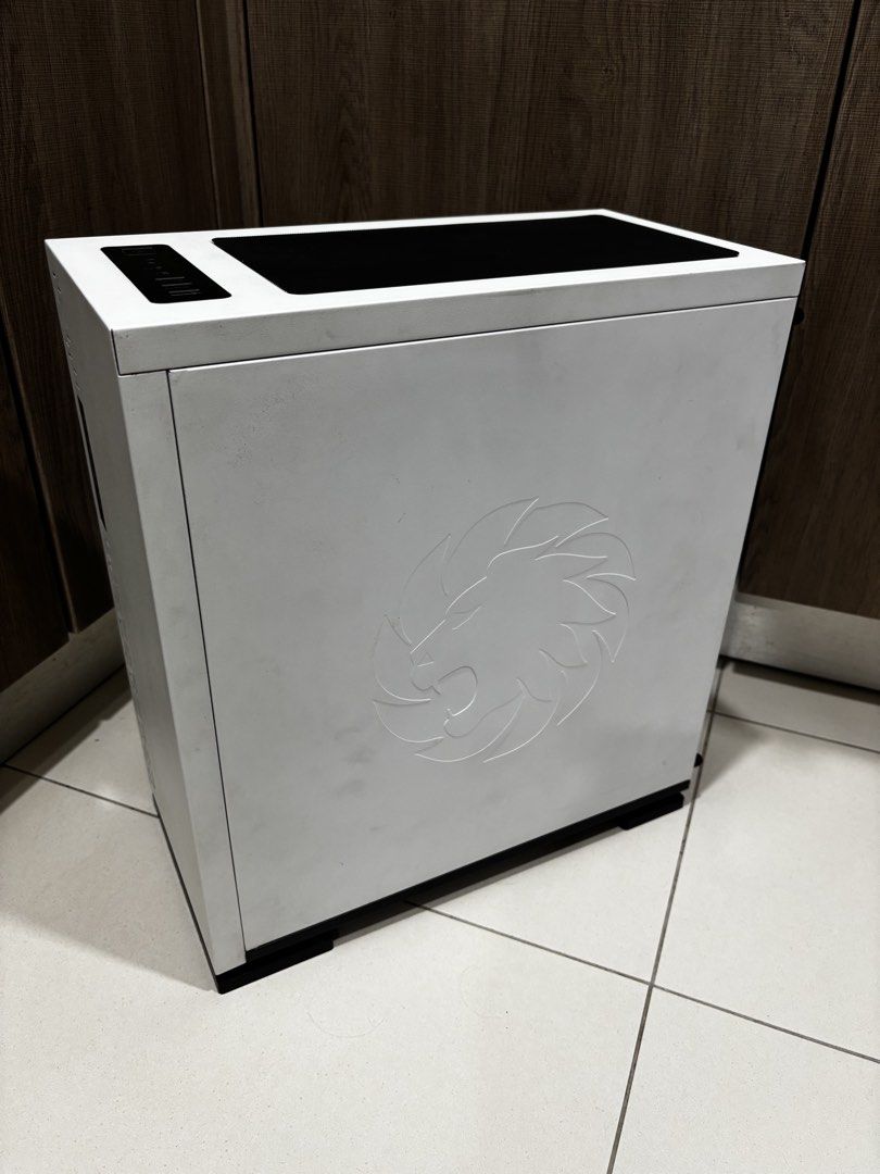 Cheap PC Case to let go490353342095697922
