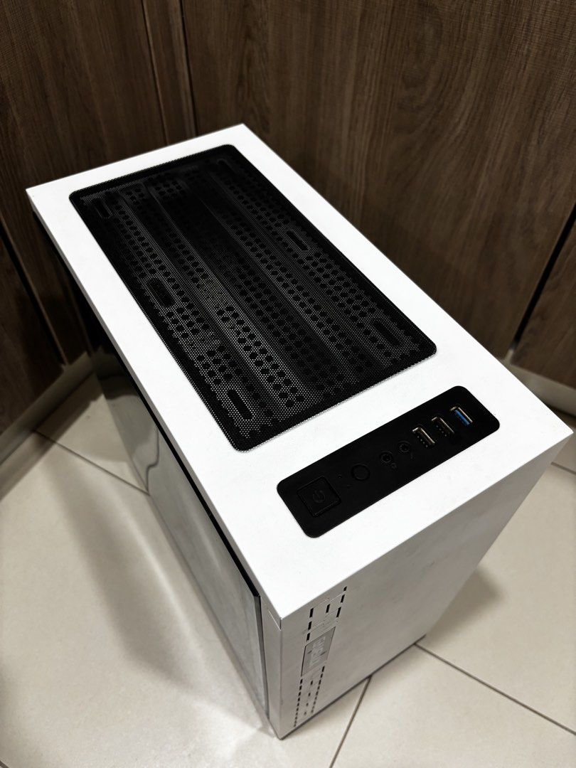 Cheap PC Case to let go490353342095697921