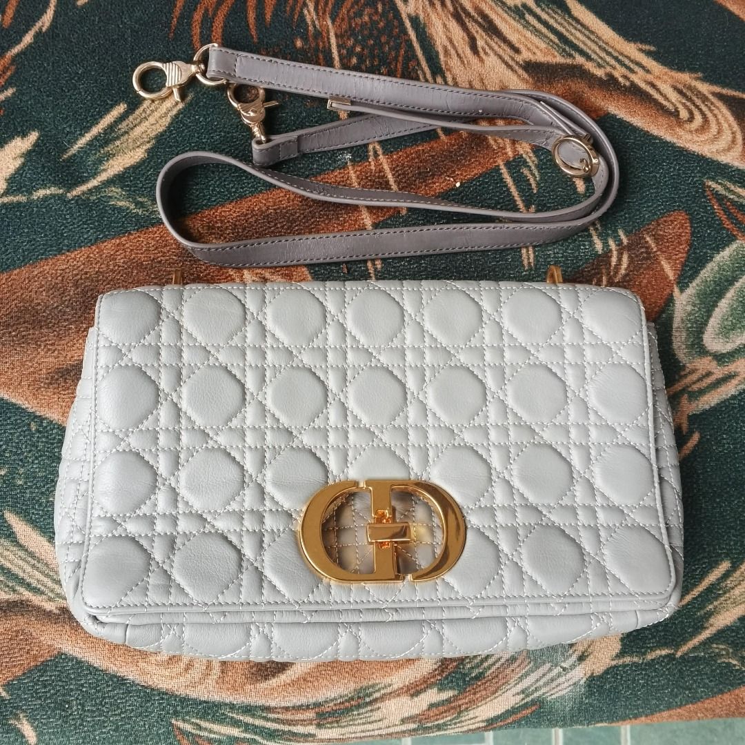 CHRISTIAN DIOR CARO SLING BAG (Category: Luxury Bags & Wallets) located in Bay. Submitted by bunyeaimeevanessa150 (Listing ID 1445478941, Image 1). Description: Selling low Kase change strap na sya.