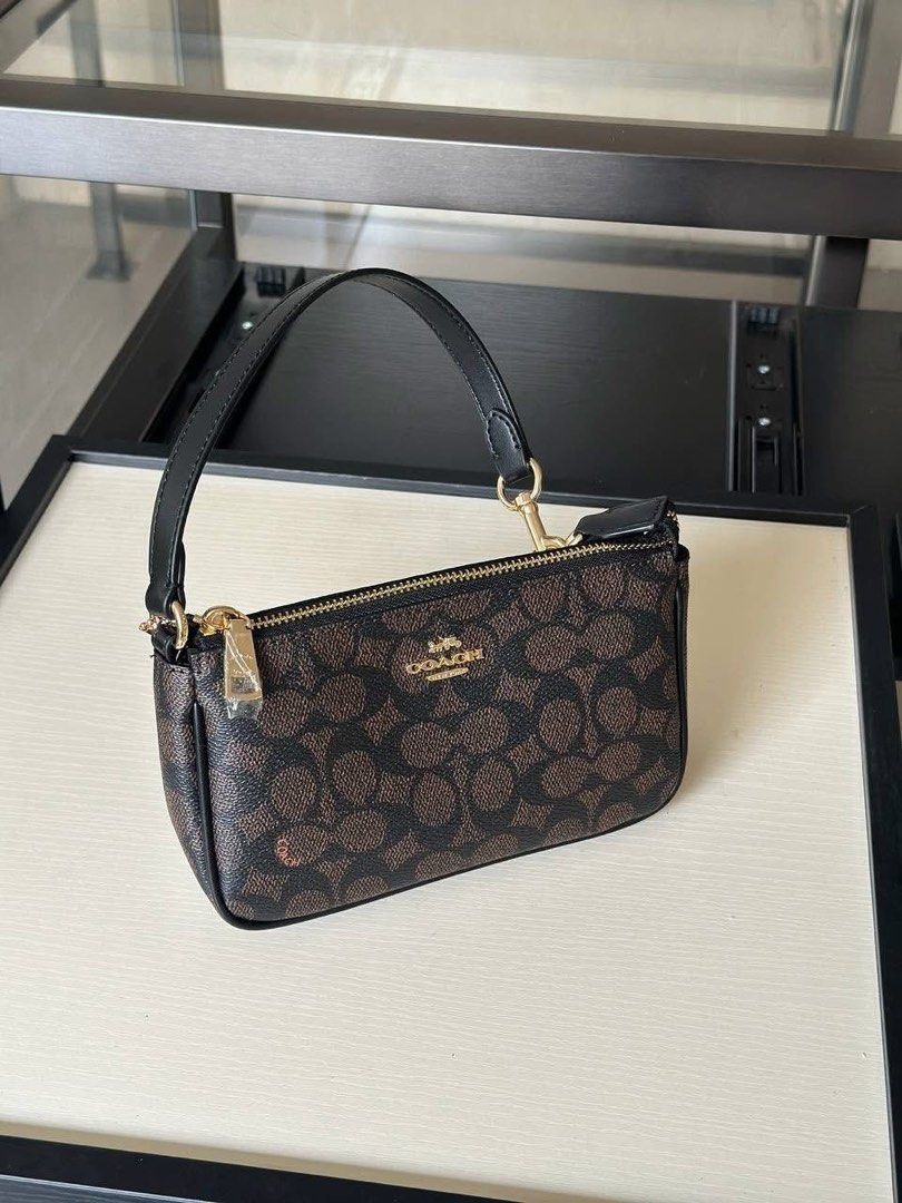 Coach Nolita 19 (Category: Luxury Bags & Wallets) located in Manila. Submitted by shailongbao (Listing ID 1445532231, Image 1). Description: Premium Vietnam Quality .