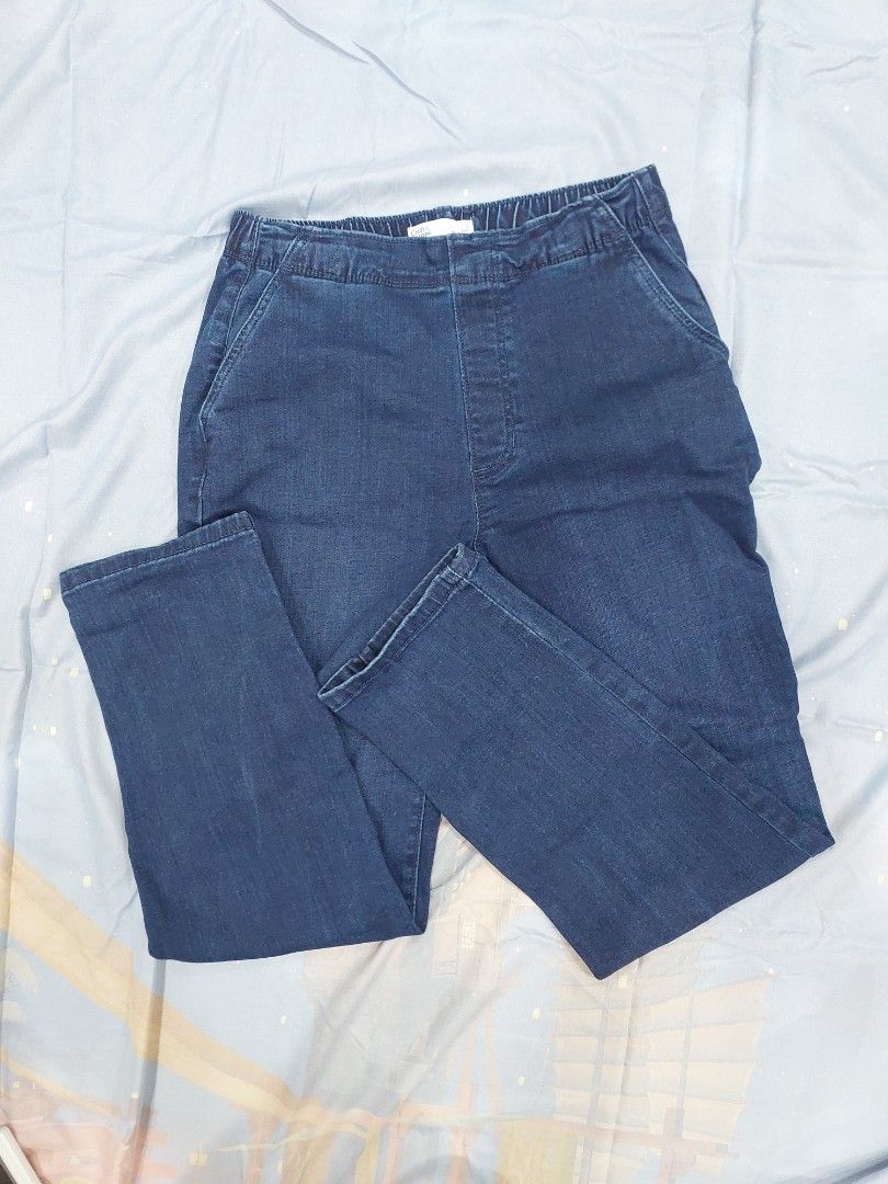 Croft&Barrow Stretchy Denim Jeans (S) (Category: Jeans) located in Manila. Submitted by cresseliaz (Listing ID 1445589410, Image 1). Description: SIZE SMALL Sf paid by buyers, please DM for more inquiries! MOD: Lalamove or JnT MOP: GCash.