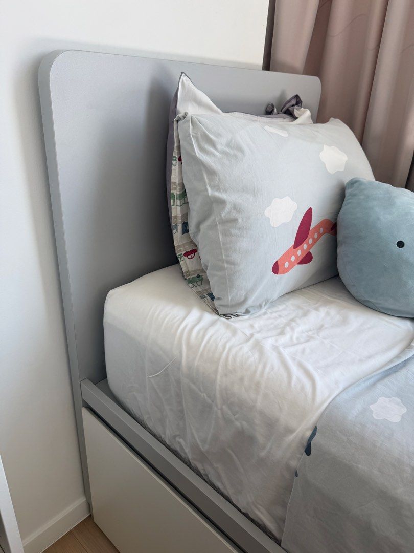 Relocation - window side single bed (Category: Bed Frames & Mattresses) located in Singapore. Submitted by sousousing (Listing ID 1445479780, Image 3). Description: Giving away custom made single bed that fits over the window ledge. Great for saving space. Window side height is 50 cm roughly. Used less than 18 months , still new Mattress not included Collection from Trillium condo (River Valley - postal code 239435) Saturday latest (last day befo