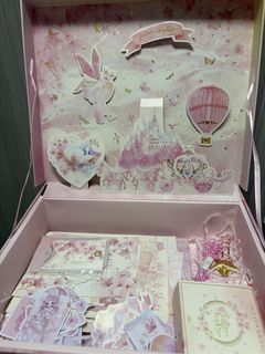(Category: ) located in . Submitted by labellearmoire2 (Listing ID 1445547847, Image 1). Description: .