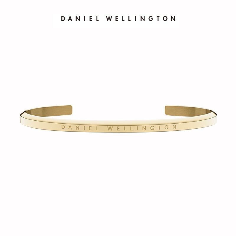 Daniel Wellington Bracelet for men’s (Category: Jewelry) located in Manila. Submitted by lichking416 (Listing ID 1445512205, Image 1). Description: Daniel Wellington Bracelet Brand new Complete box and paper bag ₱-950.