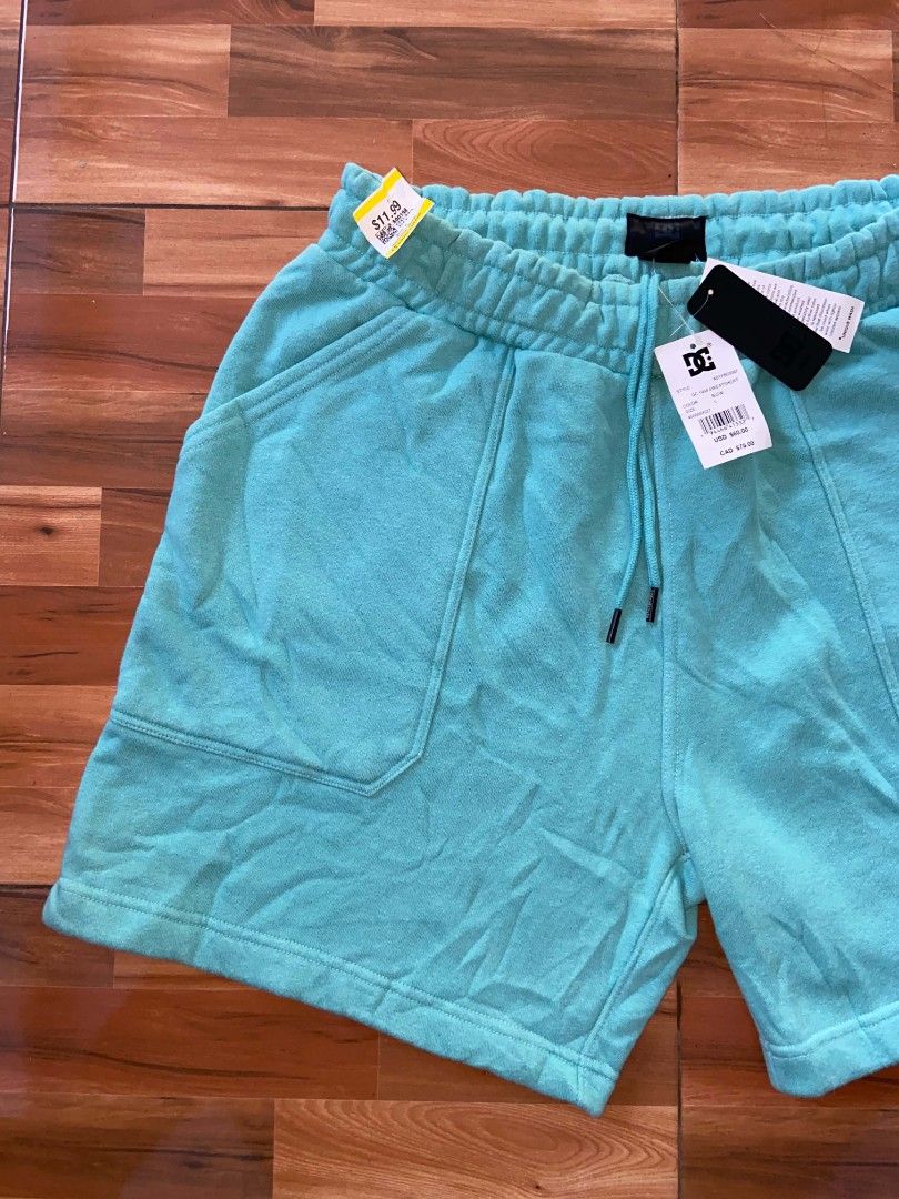 DC COTTON SHORT (Category: Shorts) located in Nabua. Submitted by supermix5119 (Listing ID 1445441124, Image 2). Description: DC Sweatshort Large Fit Size 32-36 Length:18.5 As new condition 750+Sf.