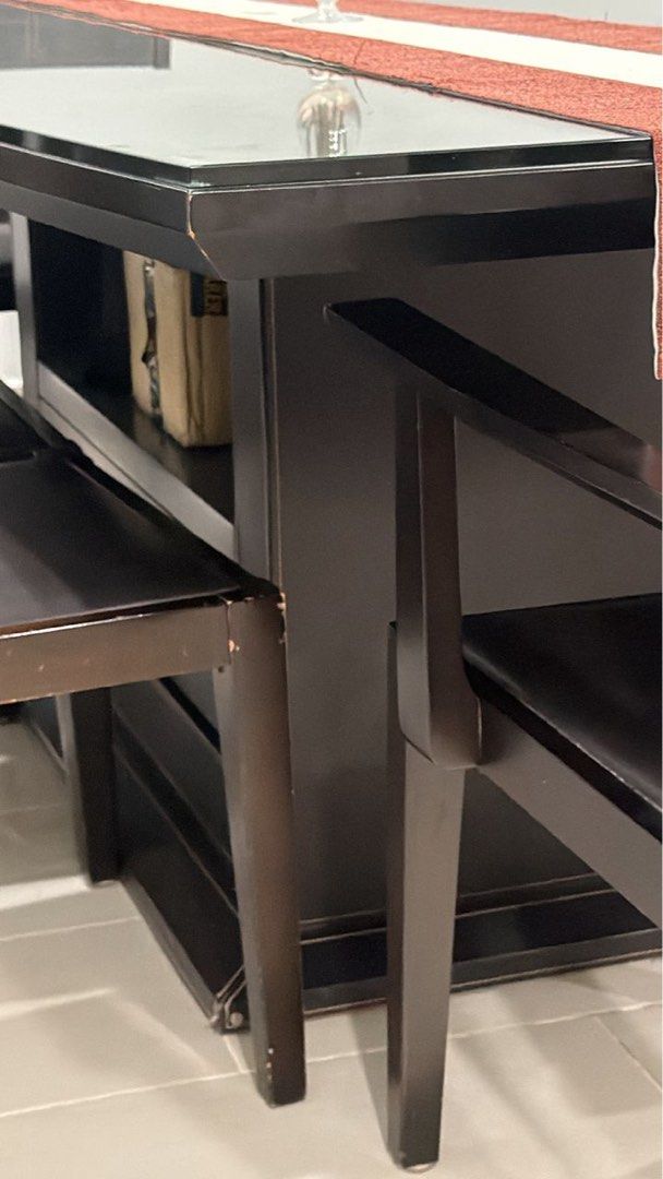 Dining table (Category: Tables & Sets) located in Shah Alam. Submitted by ssmm25 (Listing ID 1445461648, Image 3). Description: Lorenzo Bought rm7000 Let go to change new furniture Self pick up 220x115 tempered glass n solid wood w leather n woods seats.