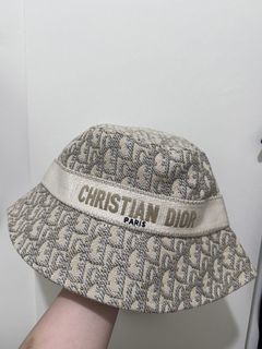 （分類：）位於 。 由 tipsyroranana 提交（商品編號 1445480521，圖片 1）。簡介： 。