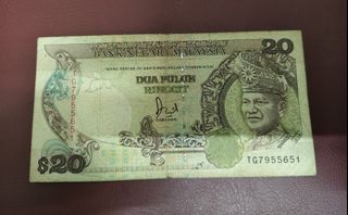 (Category: ) located in . Submitted by nazdin72 (Listing ID 1445572947, Image 1). Description: .