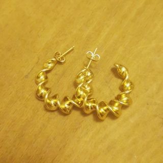 (Category: ) located in . Submitted by faiirytale (Listing ID 1445597317, Image 1). Description: .