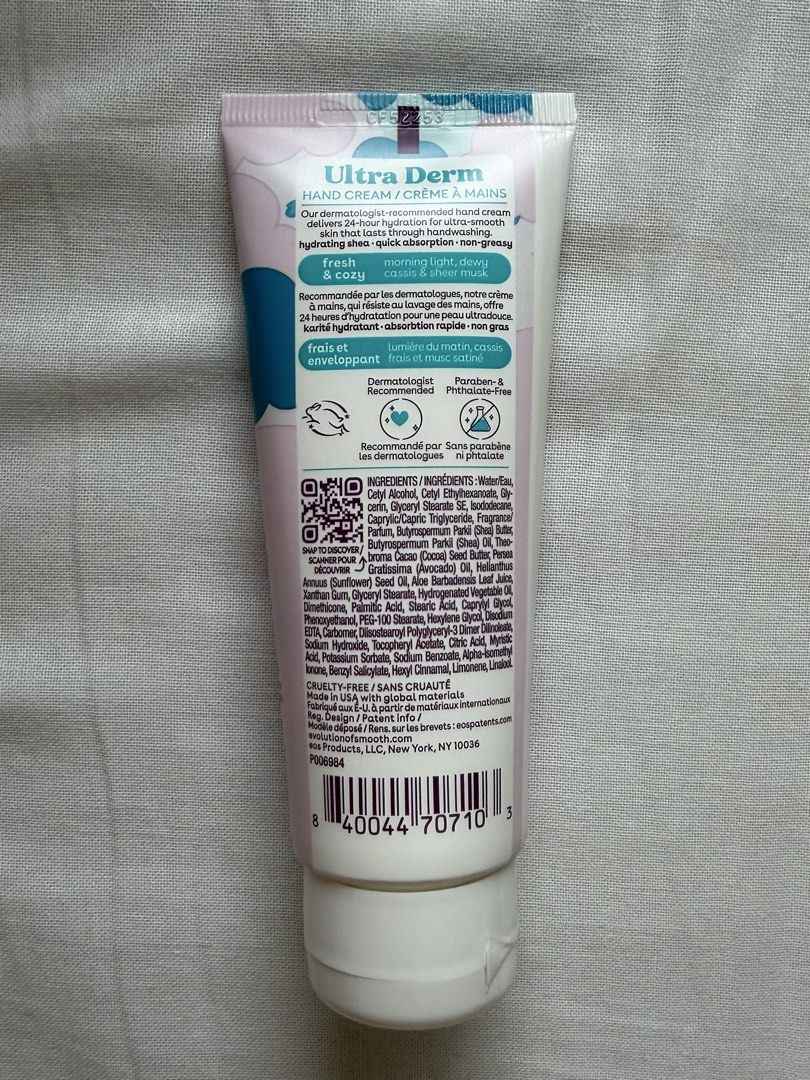 EOS Ultra Derm Hand Cream 2.5 oz (Category: Hands & Nails) located in Cebu City. Submitted by gfaith08 (Listing ID 1445478365, Image 2). Description: Bought from US 🇺🇸 -EOS Ultra Derm Hand Cream - Fresh & Cozy scent - Dermatologist-recommended formula - Keeps hands hydrated and soft - 2.5 fl oz (74ml) - Paraben & Phthalate-Free.