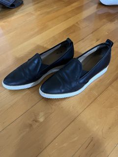 （分類：）位於 。 由 cc_declutter 提交（商品編號 1445434536，圖片 1）。簡介： 。