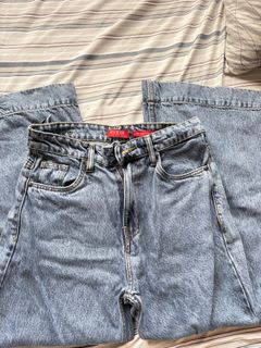 (Category: ) located in . Submitted by rnsphmllr (Listing ID 1445499582, Image 1). Description: .