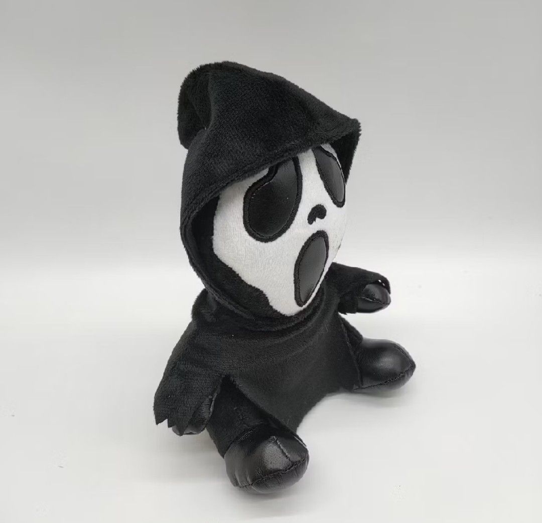 Ghostface Plush doll (Category: Plushies & Soft Toys) located in Santiago. Submitted by johnmichael1213 (Listing ID 1445528842, Image 2). Description: -prestine condition -no issues -ship nationwide.
