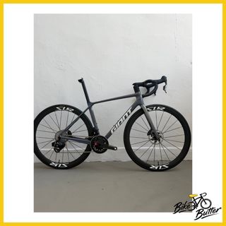 (Category: ) located in . Submitted by bikeandbutter (Listing ID 1445480234, Image 1). Description: .