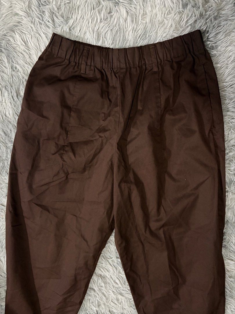 GU Chef Pants (Category: Trousers) located in Tagum. Submitted by pjbulatao (Listing ID 1445551378, Image 2). Description: GU Chef Pants 30-36 waist 36 length 📌WE SHIP NATIONWIDE VIA JNT EXPRESS 📌ADD SHIPPING FEE 📌TAGUM LOCATION.