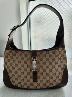 (Category: ) located in . Submitted by stefandraboutique (Listing ID 1445508910, Image 1). Description: .