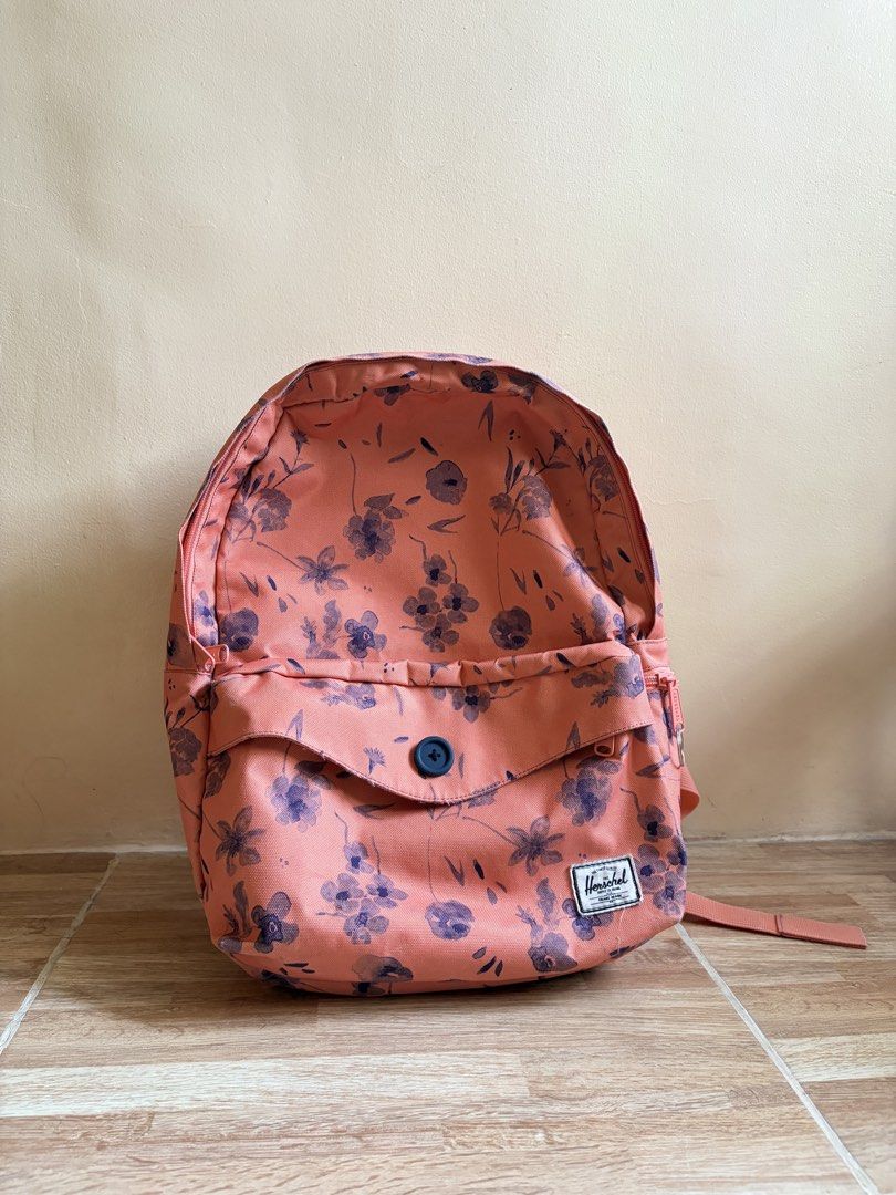 Herschel Pink Floral Laptop Backpack (Category: Backpacks) located in Cabanatuan. Submitted by ningjades (Listing ID 1445510743, Image 1). Description: padded laptop compartment can fit up to 13” laptop 💵 payment first via gcash 🚚 shipped thru j&t (buyer shoulders SF) 📍pickup/meetup: cabanatuan, nueva ecija ❌ no cod/sco .