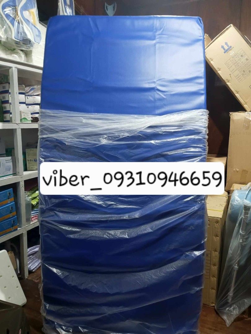 Hospital bed leather foam (Category: Medical Supplies & Tools) located in Manila. Submitted by rheatapdas75609 (Listing ID 1445485308, Image 1). Description: .