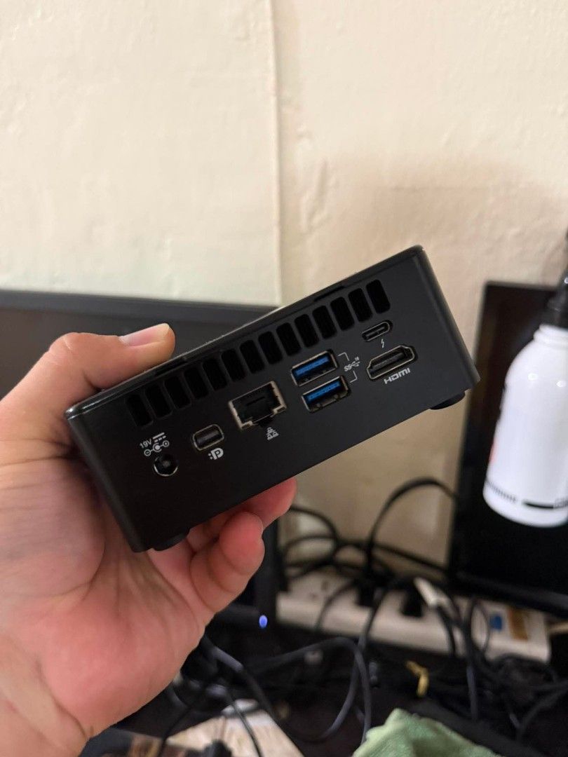 Intel nuc PC (Category: Desktops) located in Manila. Submitted by happyearth.953a15 (Listing ID 1445603506, Image 2). Description: Intel nuc PC I3 11th gen Intel UHD Graphics 16gb ram 256gb ssd Windows 11 pro OS Unit with power adapter 💸💸 10,000 only Location: San Andres bukid manila Pick up or deliver cod.
