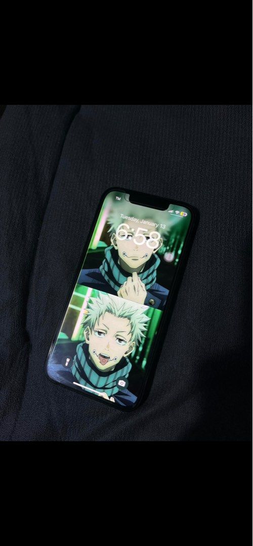 Iphone 13 mini (Category: iPhone 13 Series) located in Caloocan City. Submitted by iki_archive5 (Listing ID 1445468485, Image 1). Description: IPHONE 13 MINI -256GB -78 BATT HEALTH -W/ ORIGINAL BOX issue: green line screen not visible cannot affect the performance of the phone -Can still negotiate .