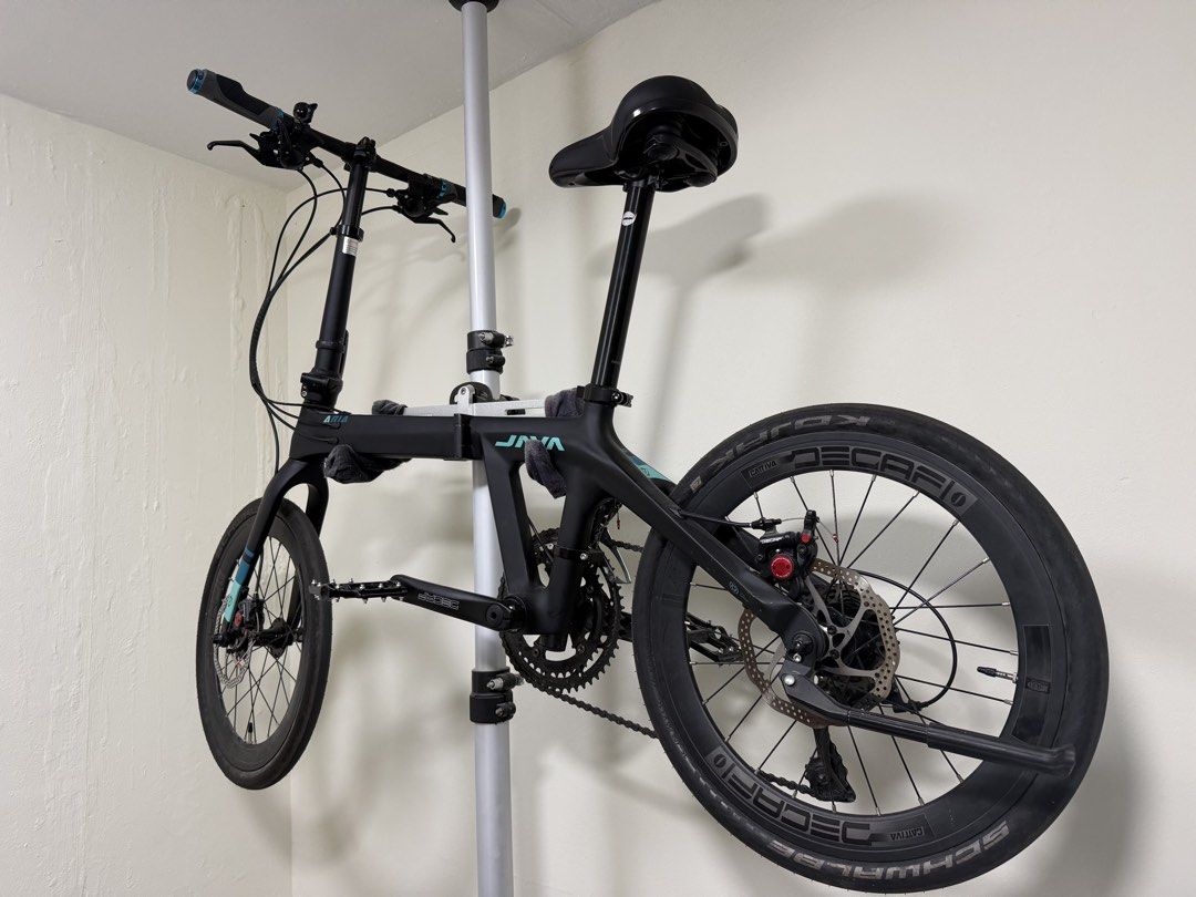 Java Aria (Category: Bicycles) located in Singapore. Submitted by HakimAziz98 (Listing ID 1445606530, Image 3). Description: Well Maintained Condition 9/10 Free delivery to Tampines & Pasir Ris Price negotiable Very light bicycle. 10KG only..