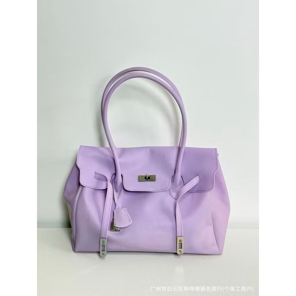 Jelly Birking Style Bag 35cm (Category: Shoulder Bags) located in Manila. Submitted by patchypat01 (Listing ID 1445481517, Image 3). Description: PRE ORDER FROM BANGKOK ETA JULY 2-3 .