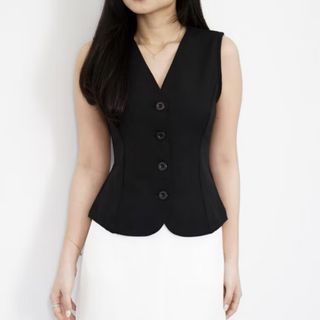 (Kategori: ) berada di . Dikirim oleh moreeclothes (ID iklan 1445544642, Gambar 1). Deskripsi: .
