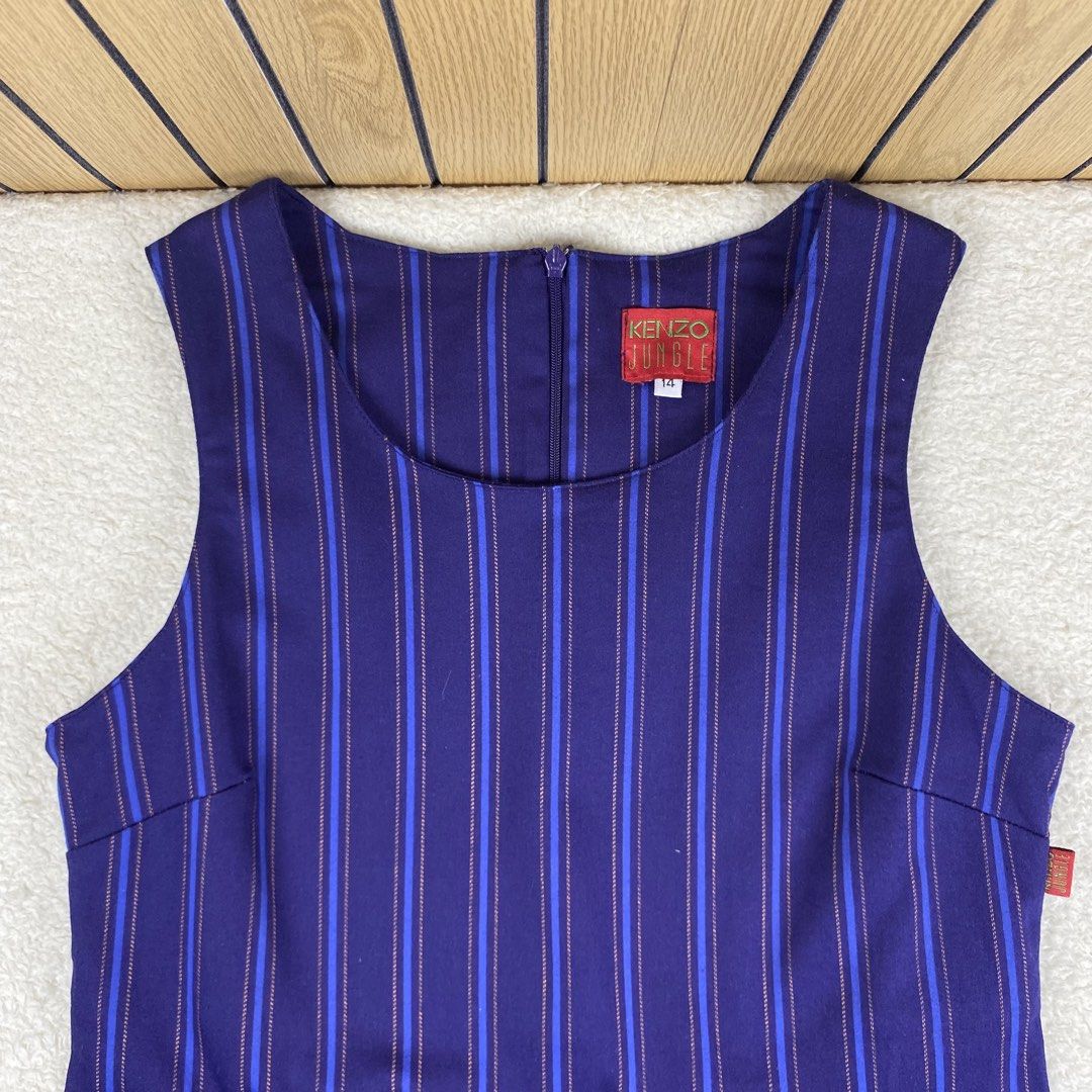 Kenzo Jungle Stripes Mini Dress (Category: Dresses) located in Bacolod City. Submitted by treasurehunts.6100 (Listing ID 1445553922, Image 3). Description: Kenzo Jungle Stripes Mini Dress Condition - New Color - Color rate - 9.8 / 10 Material - 97% Cotton, 3% Elastine No Flaws Dimensions : Width - 16 Length - 31 Brands you might find on my profile : ( Cos, Uniqlo, H&M, Zara, Muji, Ralph Lauren, Hugo Boss, Fred Perry, Lacoste, Armani, Oakley, The 