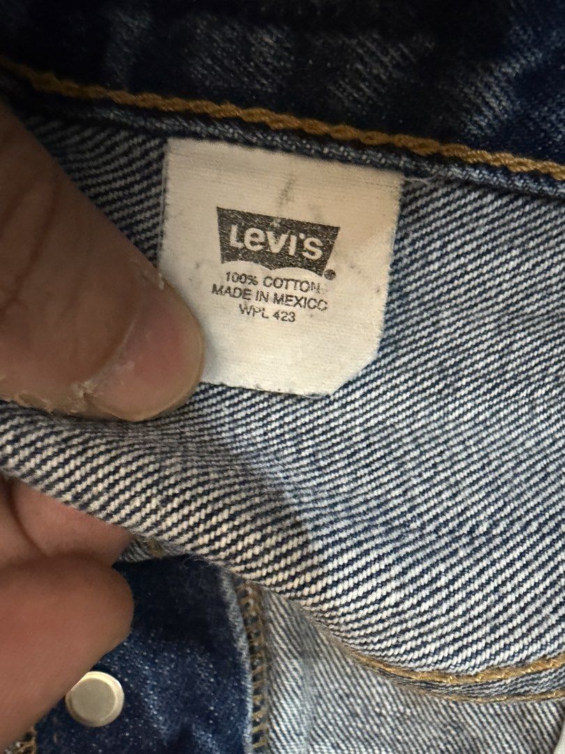 Levis 501 size 40 Vintage early 2000s (Category: Jeans) located in Quezon City. Submitted by bargainbuddiesclub (Listing ID 1445588233, Image 3). Description: Vintage Levis 501 year 2003 Size 40 see pics for details rfs decluttering.