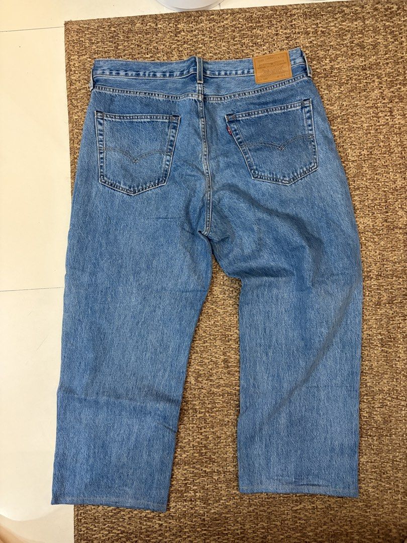 Levis 568 Premium Big E size 36 (Category: Jeans) located in Quezon City. Submitted by bargainbuddiesclub (Listing ID 1445589312, Image 2). Description: Levis 568 Loose Fit Premium Big E Size 36 Blue Jeans Y2K look See pics for details rfs decluttering.