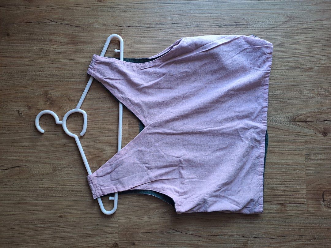 linen reversible top in green & light pink (Category: Sleeveless) located in Manila. Submitted by mcdyn (Listing ID 1445443697, Image 1). Description: .
