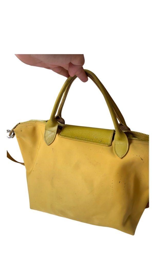 Longchamp Le Pliage Neo Yellow Bag (Category: Luxury Bags & Wallets) located in Batac City. Submitted by mateii (Listing ID 1445590208, Image 2). Description: Longchamp Le Pliage Tote Bag Yellow 📌 Color: Yellow 📌 Dimensions: 16 inches (W) x 11 inches (H) 📌 Condition: Good 📌 Issue: Has stains on the body part 📌 Reason for Selling: Decluttering, Not in use 📌 Shipping: J&T 📌 Mode of Payment: Gcash or Maribank 💰 Negotiable.