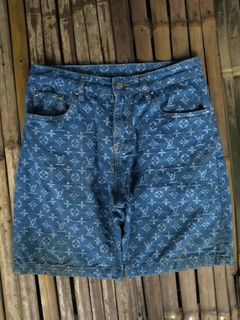 (Category: ) located in . Submitted by ingsikthrifting (Listing ID 1445577800, Image 1). Description: .