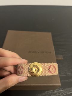 （分類：）位於 。 由 na1522 提交（商品編號 1445531509，圖片 1）。簡介： 。