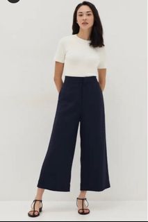 (Category: ) located in . Submitted by cantstopshoppingg (Listing ID 1445551809, Image 1). Description: .