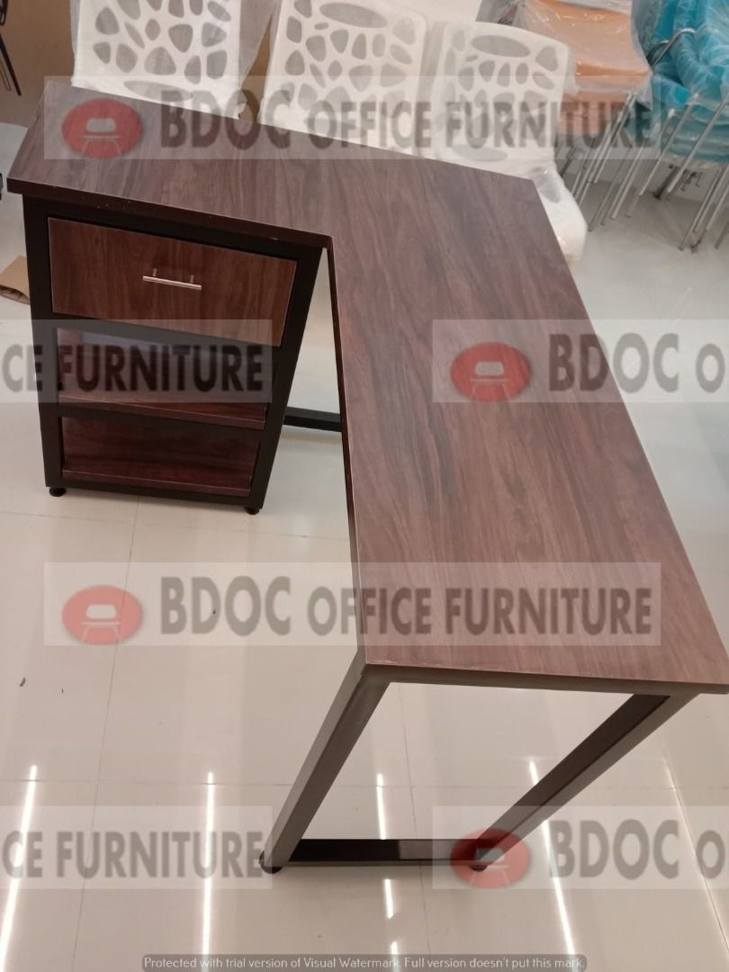 L-Type Executive Table/Office Furniture (Category: Tables & Sets) located in Quezon City. Submitted by jerielbdoc19672 (Listing ID 1445426695, Image 3). Description: L-Type Executive Table Ready made or Customize Free layout, Quotation and Installation 09336139781.