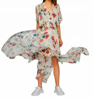 (Category: ) located in . Submitted by modishthriftstore (Listing ID 1445538067, Image 1). Description: .