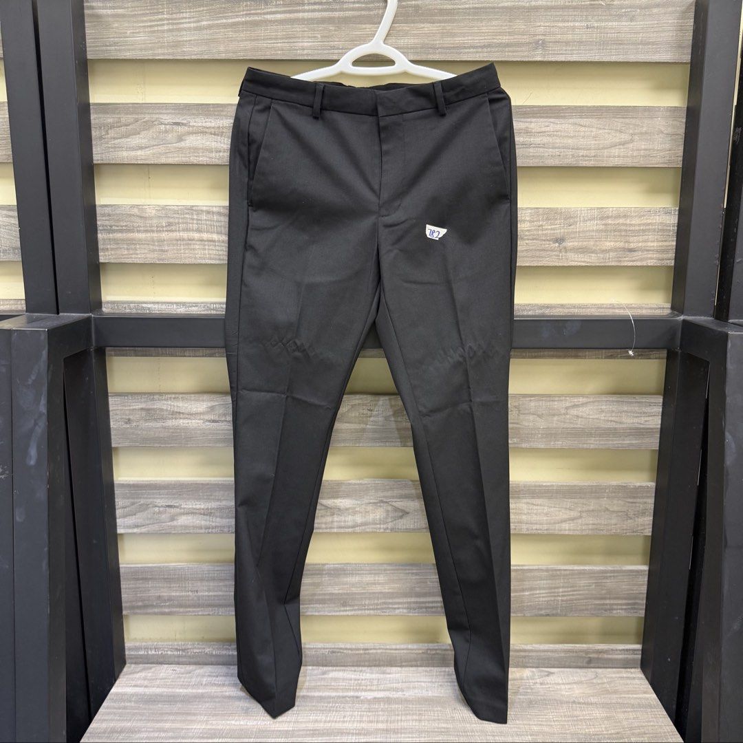 [Mens] Topman Black Pants (Category: Chinos) located in Mandaluyong City. Submitted by bestdressedph2025 (Listing ID 1445485648, Image 1). Description: MOP: GCash MOD: Lalamove/J&T LOCATION: Brgy. Addition Hills, Mandaluyong Discount avail for multiple items. Dimensions in Inches: Waist: 32 Length: 40 Size on Tag: 30R PM for inquiries!.