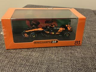 （分類：）位於 。 由 aywk5382 提交（商品編號 1445579328，圖片 1）。簡介： 。