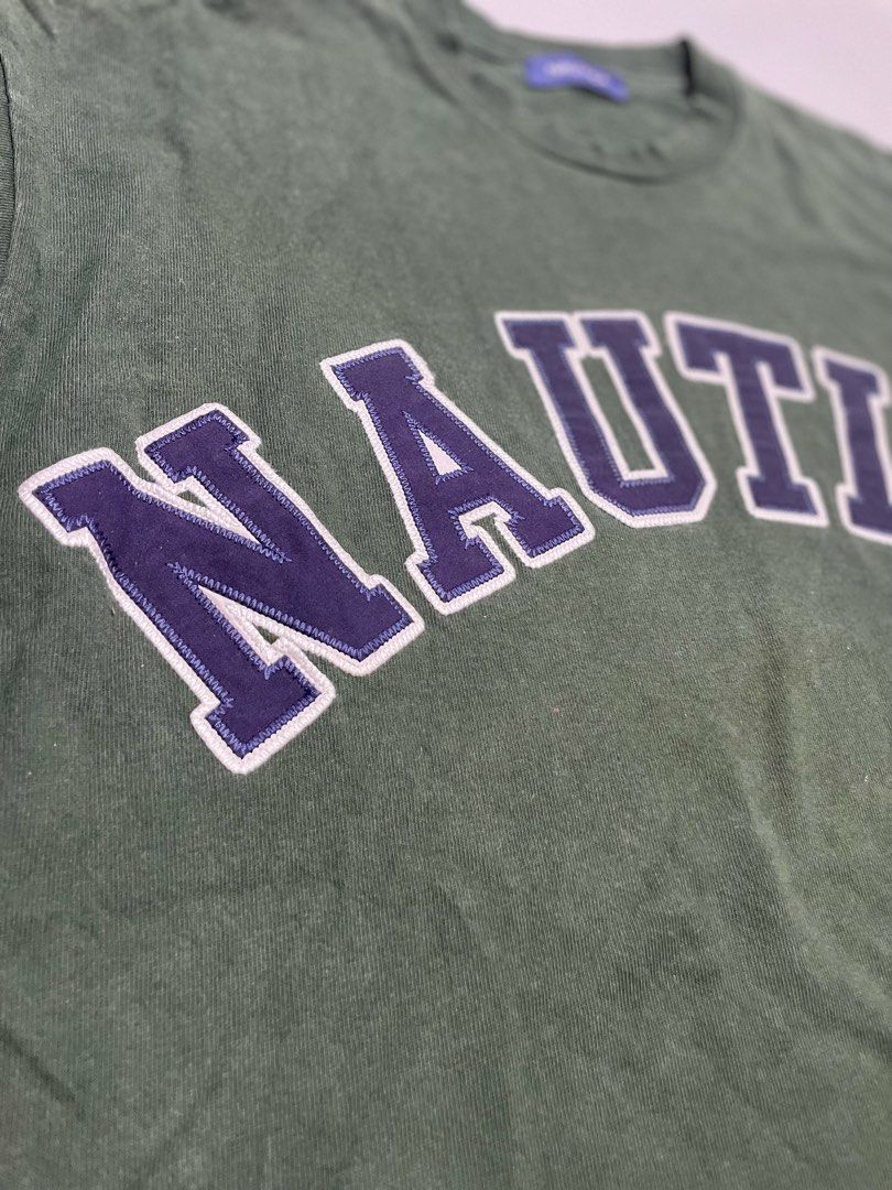 Nautica Mens Box Type XL (Category: Activewear) located in La Trinidad. Submitted by outfit_chic.101 (Listing ID 1445554006, Image 2). Description: excellent condition .
