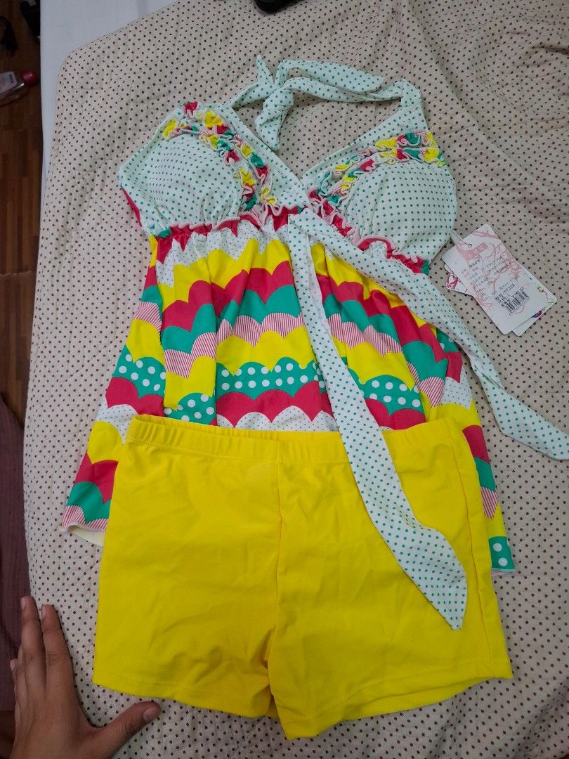 Neon Yellow Zip Front One Piece Swimsuit (Category: Bikinis & Swimsuits) located in Taguig. Submitted by cessyago123 (Listing ID 1445436941, Image 3). Description: 🏖️ FOR SALE: Brand New Swimsuits 🏖️ 💛 Yellow Swimsuit Set Brand New Tag Size: L Fits Small to Large ₱120 💚 Green Swimsuit Set Brand New Tag Size: M Fits Medium to Large ₱120 📍 Location: Taguig 📦 Pick-up only Message me if interested. Thank you! 😊 - Eye-catching neon yellow one-p