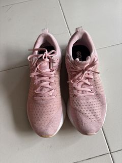 (Category: ) located in . Submitted by byebyepreloved (Listing ID 1445508033, Image 1). Description: .