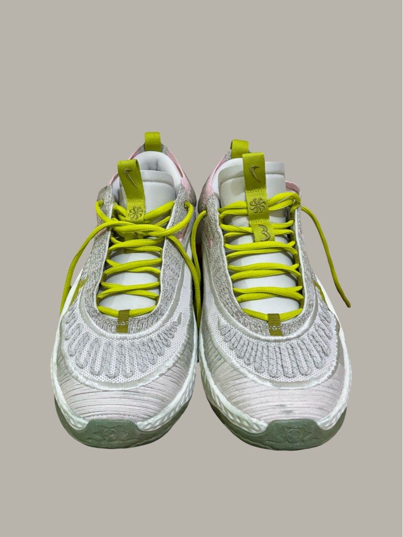 Nike Cosmic Unity 3 Basketball Shoes (Category: Sneakers) located in Cavite. Submitted by thrifty.thrifty (Listing ID 1445604820, Image 1). Description: Nike Cosmic Unity 3 • Basketball shoes • Size: 9 US • Colorway: Bring It Outside - Phantom/Bright Cactus-Light Bone-Medium Soft Pink • Used 4x • Soles are thick ❗️Without box .