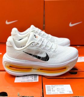 (Category: ) located in . Submitted by soledout_kicks (Listing ID 1445471829, Image 1). Description: .