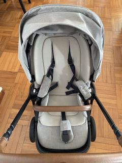 （分類：）位於 。 由 gigi2518 提交（商品編號 1445566482，圖片 1）。簡介： 。